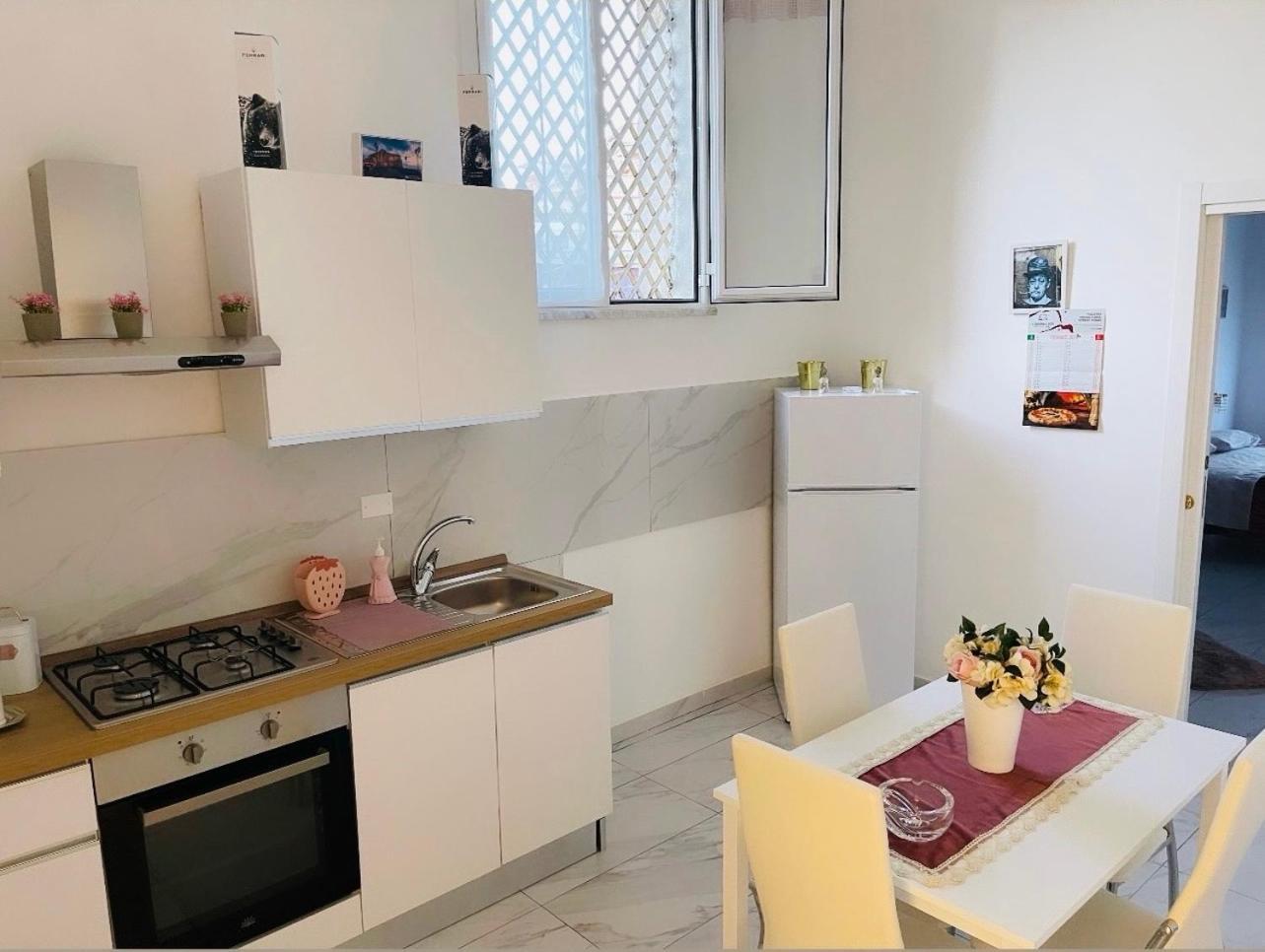 Residenza Marvin De Curtis Apartment เนเปิลส์ ภายนอก รูปภาพ