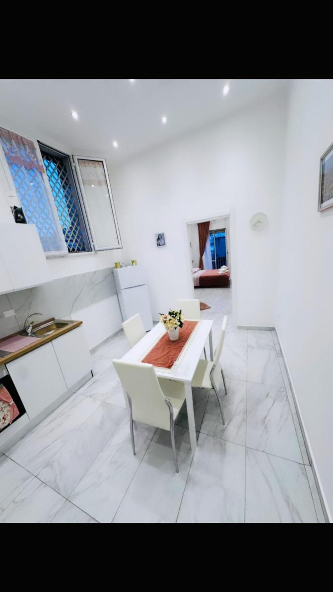 Residenza Marvin De Curtis Apartment เนเปิลส์ ภายนอก รูปภาพ